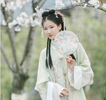 汉服